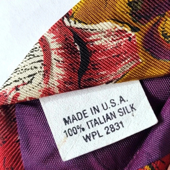 METROPOLIS Men's Necktie - Picture 5 of 7